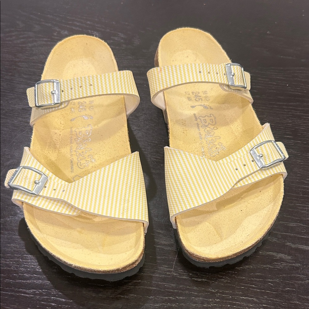 Birki’s - Yellow Striped Women's Sandals - size 7 (runs a little big) **Like New